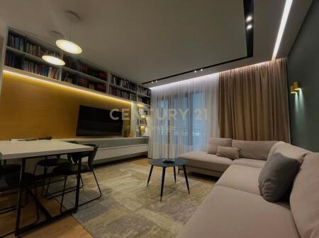 APARTAMENT 2+1+2 + GARAZH ME QIRA PRANE "RADISSON COLLECTION"