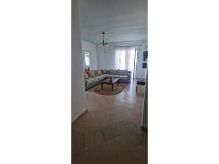 Apartament 2+1 Me Qira në Fresku, Tiranë