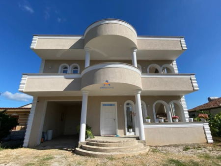 SHITET VILË 2-KATËSHE “SUKTH” 180.000 EURO