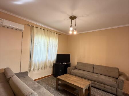 Affittasi una casa privata 1+1 a Selvia