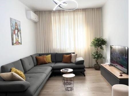 Apartament modern 2+1 per qira ne Qender