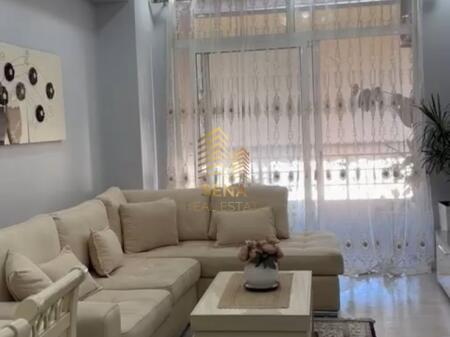 Qira, Apartament 2+1+blk+Post Parkimi, Kompleksi Fratari, Astir, 600 Euro