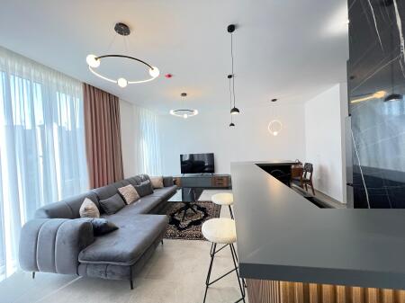 ✨ Appartamento moderno 2+1+2 in affitto con posto auto 📍 Posizione: Lago Secco, Tirana