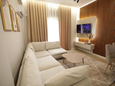 *Apartament 3+1+2+Parking Me Qira | ne Porcelan*