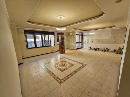SHITET APARTAMENT 2+1 TEK KAFE ROMA