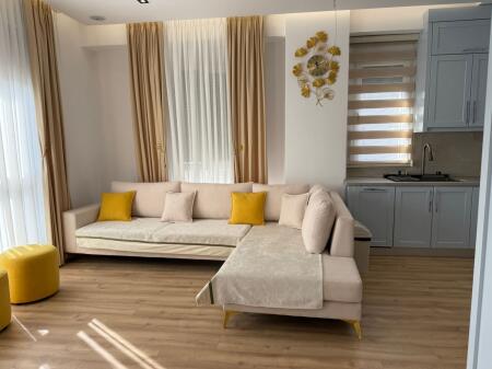 Apartament 2+1+post parkimi me qira!