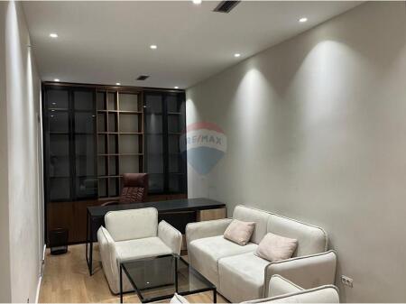 Ufficio in Affitto – Viale Bajram Curri !