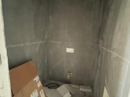 🏢 Zyrë me Qira – DownTown One, Tiranë