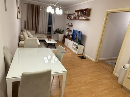 VENDESI APPARTAMENTO 2+1+BALCONE "KOMPLESSO USLUGA, EX STAZIONE DEL TRENO" 400.000 EURO