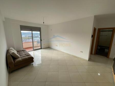 Shitet, Apartament 1+1, Kthesa e Kamzes