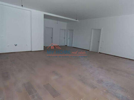 Office for rent at Zirkon Complex