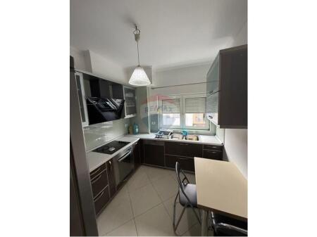 Apartament 2+1+2 me post parkimi për qira në Astir
