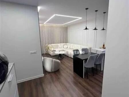 Qera, Apartament 1+1, 5 Maj 600 euro/muaj