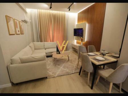 JEPET HYRJE 2+1+BLK ME QIRA TE KODRA E PRIFTIT 75.000 LEKE