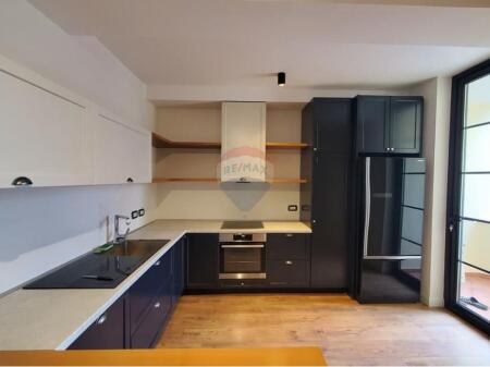 Apartment 2+1+2 for rent at Komuna e Parisit