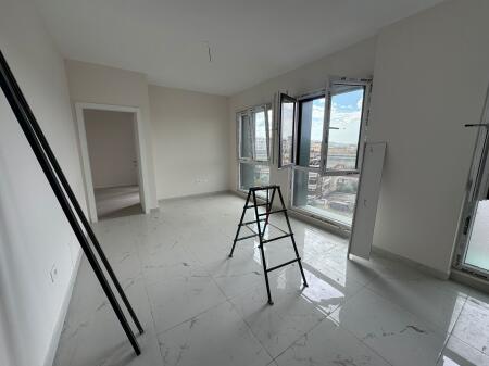 📣 QERA Apartament 1+1 📍 Rruga "Jordan Misja", Prane SPAK ✨   🏢 Ndertim i Ri  🪜 Kati 4 (Me Ashensor)  🛋️ BOSH   💶 Cmimi 450 Euro