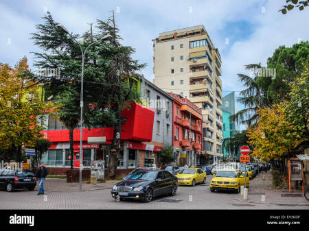 🏢 Jepet me qira ambient komercial – Bllok