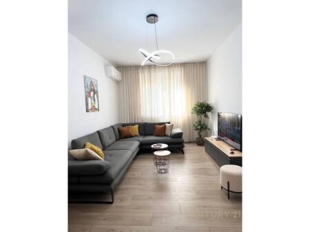 Apartament modern 2+1 per qira ne Qender