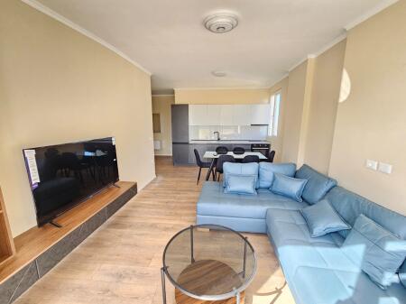 APARTAMENT I MOBILUAR PER SHITJE , NE PLAZHIN ILIRIA