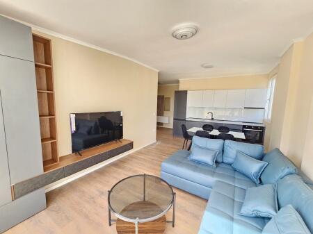 SHITET APARTAMENT 2+1 NE PLAZHIN ILIRIA PRANE HOTEL FLORIDA