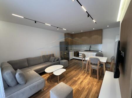 Qera, Apartament 2+1+2, Porcelan, Tiranë.