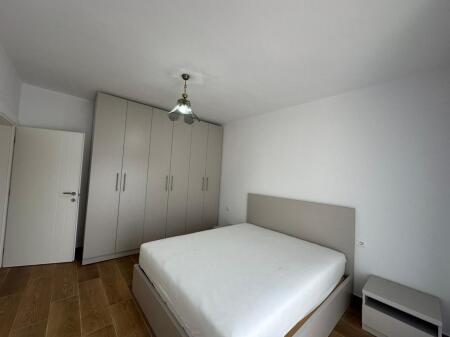apartment for rent 1+1. 420 EURO near the united school.