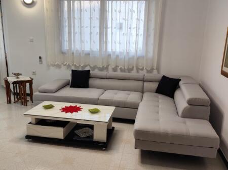 Apartament 2+1 me qira në Qytet Studenti, Tiranë