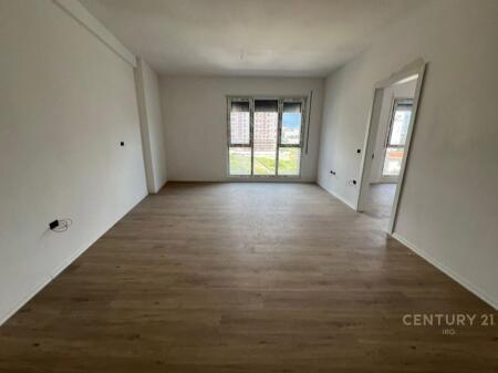APPARTAMENTO 2+1+2 VICINO A JORDAN MISJA! 185,000 €