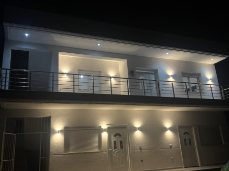 🏡JEPET SHTEPI ME QERA- KAMEZ