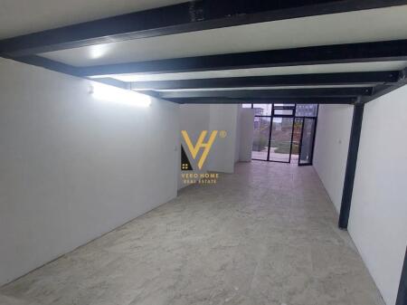 SHOP FOR SALE 106 M2 AT THE TURDIU COMPLEX, FORMER AVIATION FIELD 230,000 EURO