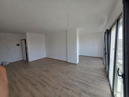 Don Bosko Shitet Apartament 2+1+2 + Ambjent Gatimi Me Vete