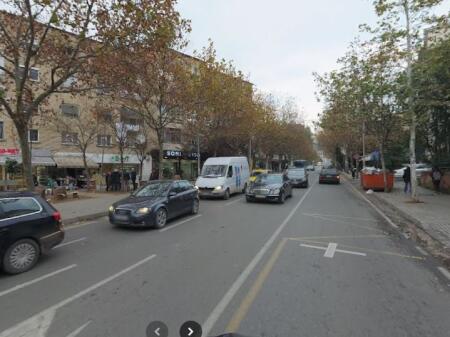 Dyqan ne shitje tek Varri Bamit ID(4171609)