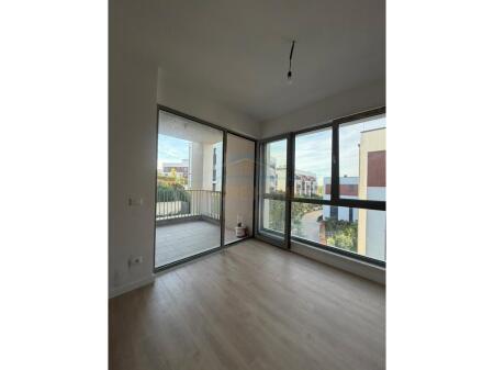 Qera, Apartamenti 2+1+2+Post Parkimi, Rezidenca Green Valley, Liqeni i Thate.