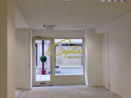 SHOP FOR RENT 35 M2 DURRES ROAD 75,000 LEKE