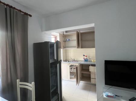 Qera,Apartament 2+1 Oxhaku,Tirana.