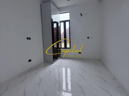 SHOP FOR RENT 15 M2 FORMER TRAIN STATION 40,000 LEKE