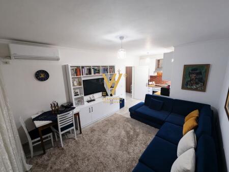 JEPET APARTAMENT 1+1+BLK ME QERA NE SHKOZE 400 EURO