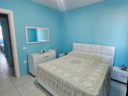 JEPET ME QERA APARTAMENT 3+1+2  PRANE SPITALIT, DURRES