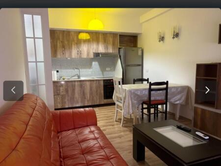 Apartament me qera 1+1