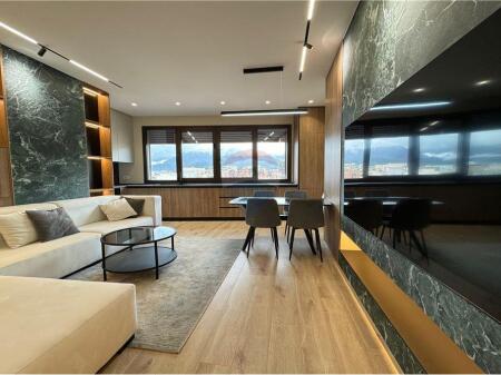 Apartament me qira 2+1+post parkimi Rr.Barrikadave