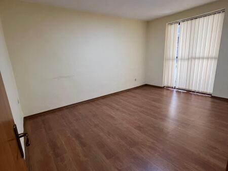 Zyre Me Qera  Ne Bllok (ID BZ220) Tirane