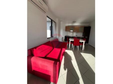 Jepet Apartament me Qira 2+1+2 te Brryli