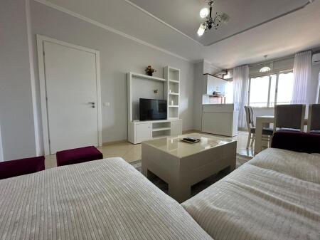Apartament 1+1+Ballkon me Qira te 21 Dhjetori

