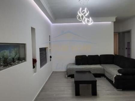 Qera, Apartament 2+1, Liqeni i Thate, Tiranë.