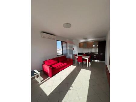 Jepet Apartament me Qira 2+1+2 te Brryli