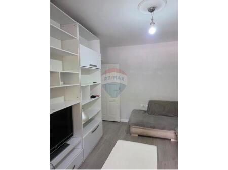 Shitet Apartament 1+1 21 Dhjetori, Tiranë