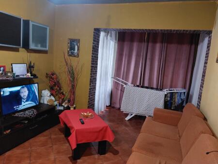 Shitet Apartament 3+1+1 Ballkon