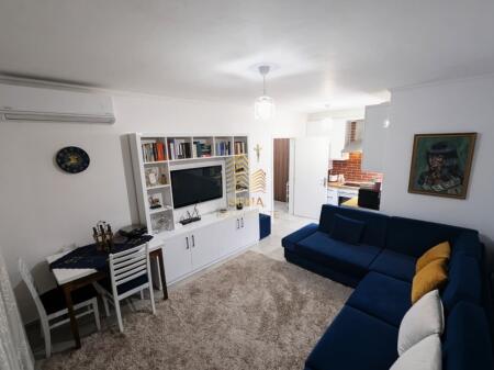Qira, Apartament 1+1+blk, Kompleksi Tom Doshit, Shkoze, 400 Euro/Muaj