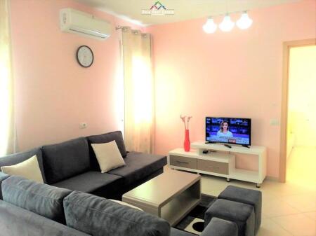 Apartament Me Qera 1+1 Tek Zogu i Zi (ID B2101313) Tirane