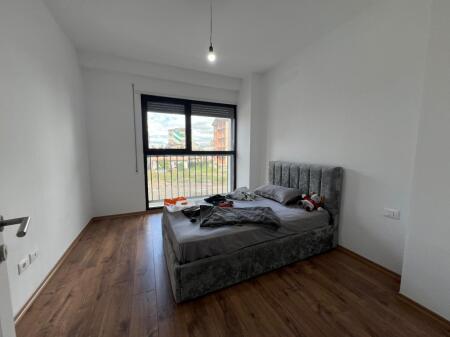 Apartament 2+1+2 në kompleksin El Bavo, pranë Bulevardit të Ri në Tiranë